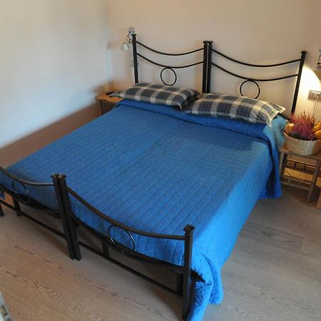 B&B Gardumo Ronzo-Chienis Buitenkant foto